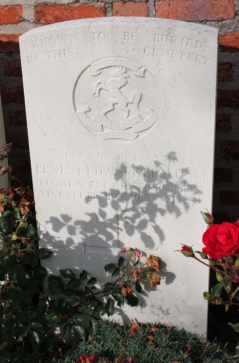 Grave for EE Bloxham