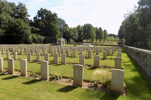 Bcourt Military Cemetery 2015 3