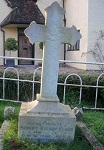 robert slade grave150