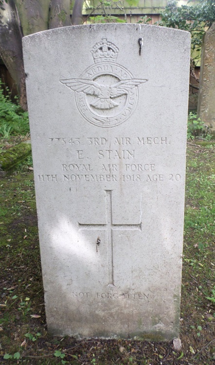 grave for e stain