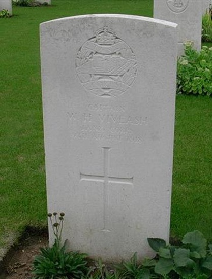 grave for wh viveash