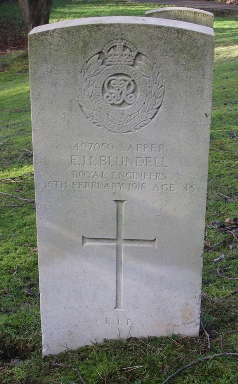 grave for eh blundell