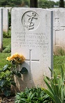 lt col whiteman grave150
