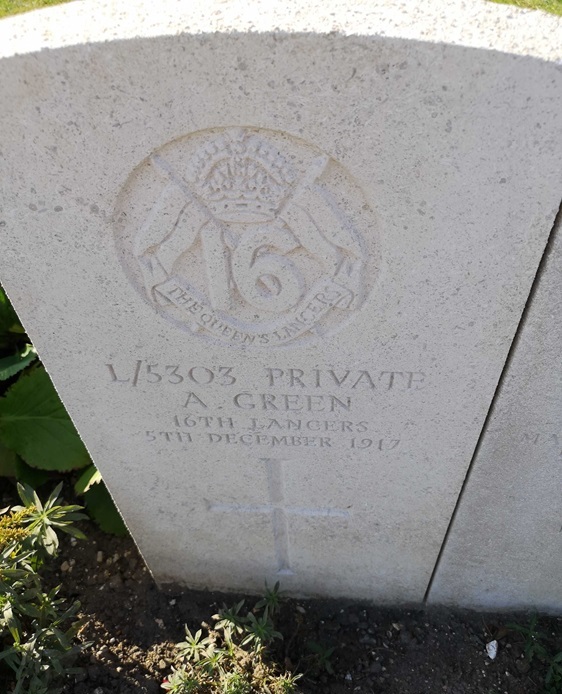 grave for a green